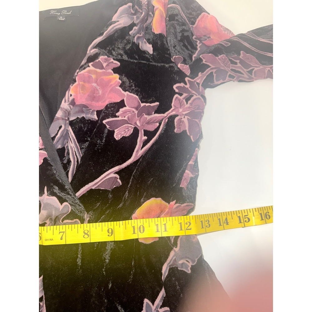 Romper Women's  Black Velvet Floral Whimsy Goth, Vampy Small - Picture 7 of 13